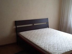 Apartament de închiriat 3 camere, în Constanta, zona Central