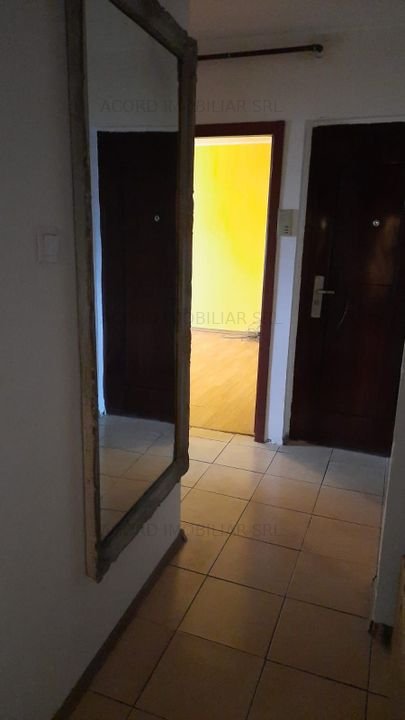 Trocadero-apartament 2 camere decomandat cu gaze - imaginea 9