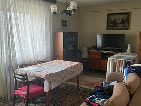 Apartament de vânzare 4 camere, în Constanţa, zona Tomis I
