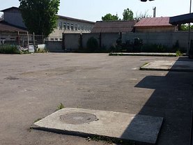 Vânzare spaţiu industrial
