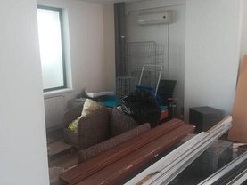 Închiriere spaţiu comercial