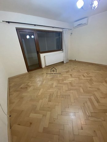 Apartament 3 camere zona Bucovina . - imaginea 1
