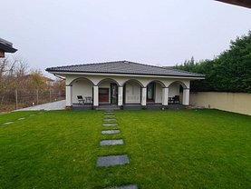 Casa de vânzare 5 camere, în Dumbrăviţa