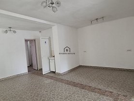 Vânzare spaţiu comercial