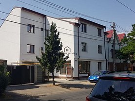 Vânzare spaţiu comercial