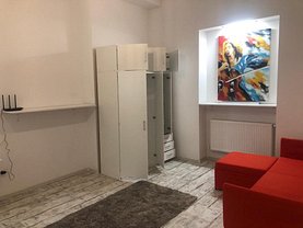 Garsonieră de închiriat, în Târgu Mureş, zona Central