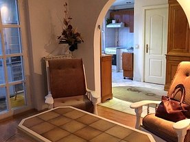Apartament de închiriat 4 camere, în Târgu Mureş, zona Cornişa