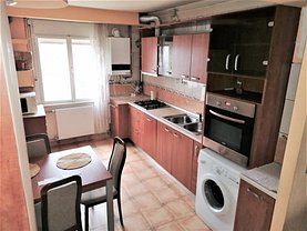 Apartament de vânzare 3 camere, în Timişoara, zona Complex Studenţesc