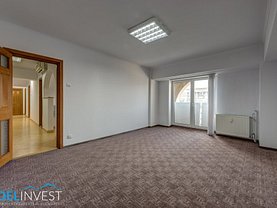 Apartament de vânzare 3 camere, în Bucuresti, zona Decebal