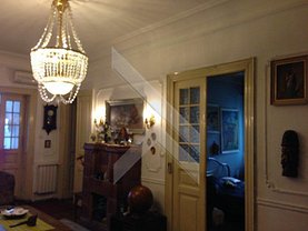 Apartament de vânzare 5 camere, în Bucuresti, zona Dacia