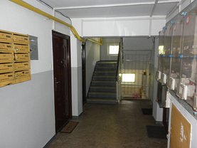 Apartament de vânzare 2 camere, în Ploieşti, zona Malu Roşu
