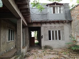 Casa de vanzare 7 camere, în Ploiesti, zona Transilvaniei