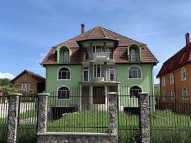 Casa de vânzare 16 camere, în Bistriţa, zona Sud
