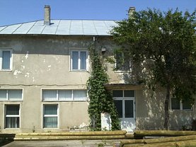 Vânzare spaţiu industrial