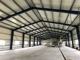 Vânzare spaţiu industrial