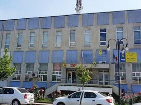 Vânzare spaţiu comercial