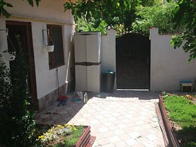 Casa de vânzare 3 camere, în Constanta, zona Dacia