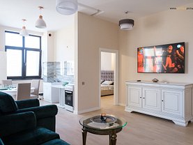Apartament de vânzare 3 camere, în Constanta, zona P-ta Ovidiu