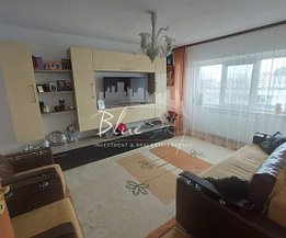 Apartament de vânzare 3 camere, în Constanţa, zona Tomis Nord