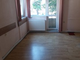 Casa de vânzare 8 camere, în Constanta, zona Central
