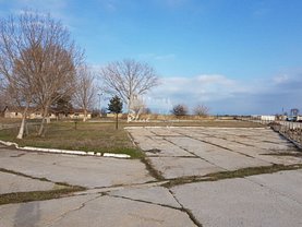 Vânzare spaţiu industrial