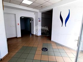 Închiriere spaţiu comercial
