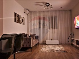 Apartament de vânzare 3 camere, în Bucureşti, zona Ozana
