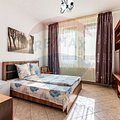 Apartament de vânzare 5 camere, în Buşteni, zona Central