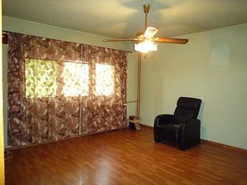 Apartament de vânzare 3 camere, în Bucuresti, zona Aviatiei