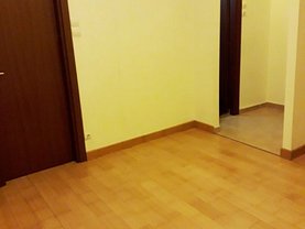 Garsonieră de vânzare, în Bucuresti, zona P-ta Victoriei