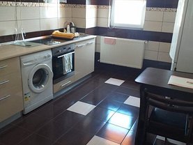Apartament de închiriat 3 camere, în Constanta, zona Faleza Nord