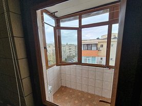 Apartament de vânzare 2 camere, în Constanţa, zona Dacia