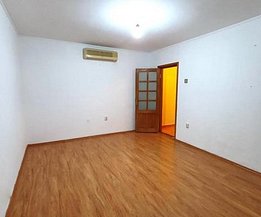 Apartament de vânzare 2 camere, în Constanţa, zona Casa de Cultură