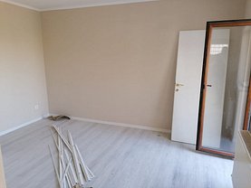 Casa de vânzare 5 camere, în Ovidiu, zona Sud-Est
