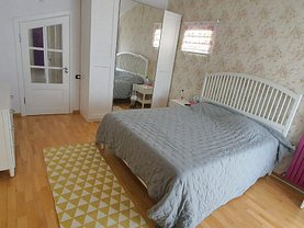 Casa de vânzare 4 camere, în Constanţa, zona Faleza Nord