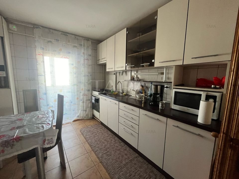 Chirie! Apartament 3 dormitoare zona Iulius Mall.