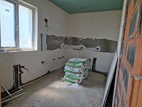 Apartament de vânzare 2 camere, în Otopeni, zona Central