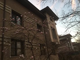 Casa de închiriat 11 camere, în Bucureşti, zona Cotroceni