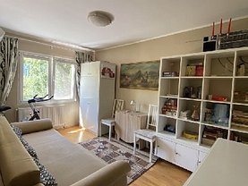 Apartament de vânzare 3 camere, în Brasov, zona Astra