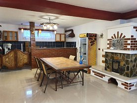 Casa de închiriat 5 camere, în Vulcan