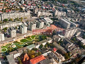 Închiriere spaţiu comercial