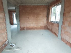 Casa de vânzare 4 camere, în Dumbravita, zona Est