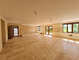 Casa 3 camere în Mosnita Noua