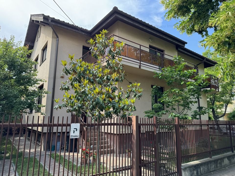 Casa de vanzare zona Favorit