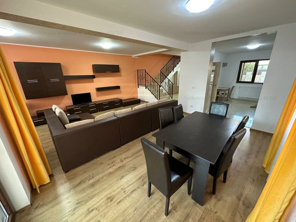 Casă / Vilă cu 4 camere de vanzare în zona Aradului