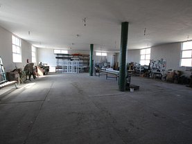 Închiriere spaţiu industrial