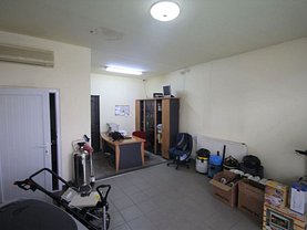 Închiriere spaţiu comercial