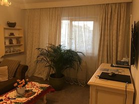 Apartament de vânzare 4 camere, în Constanţa, zona Casa de Cultură