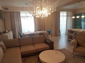 Apartament de vânzare 3 camere în Mamaia, Central