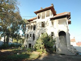 Casa de închiriat 10 camere, în Constanta, zona Ultracentral